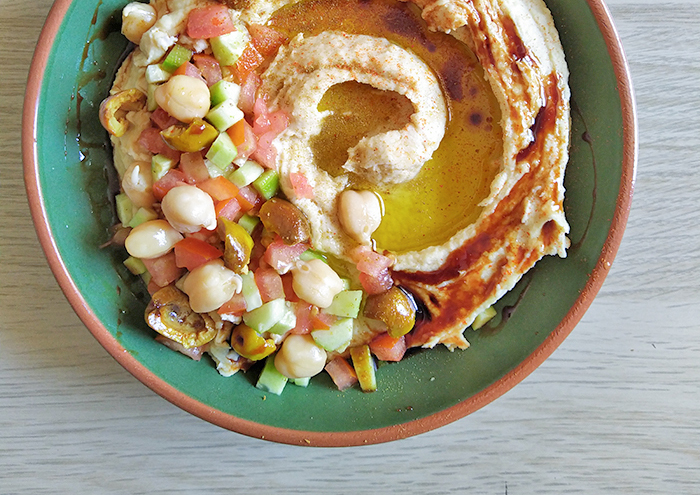 700-HUMMUS